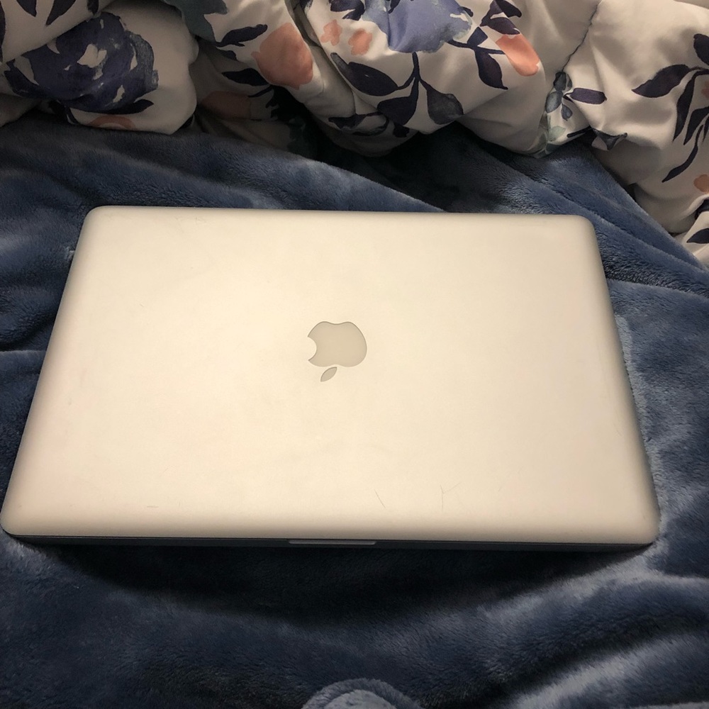 Apple MacBook Pro